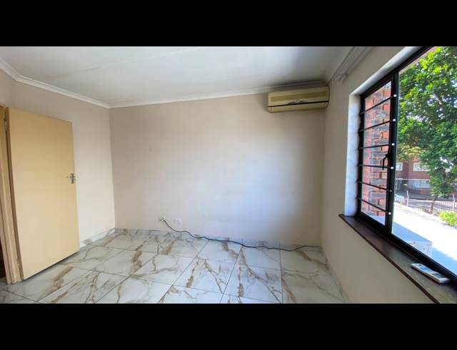 3 BEDROOM FLAT TO LET IN GLENWOOD